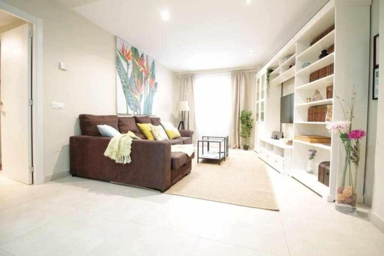 Apartamento Premium Junto A Catedral Malaga Exterior photo