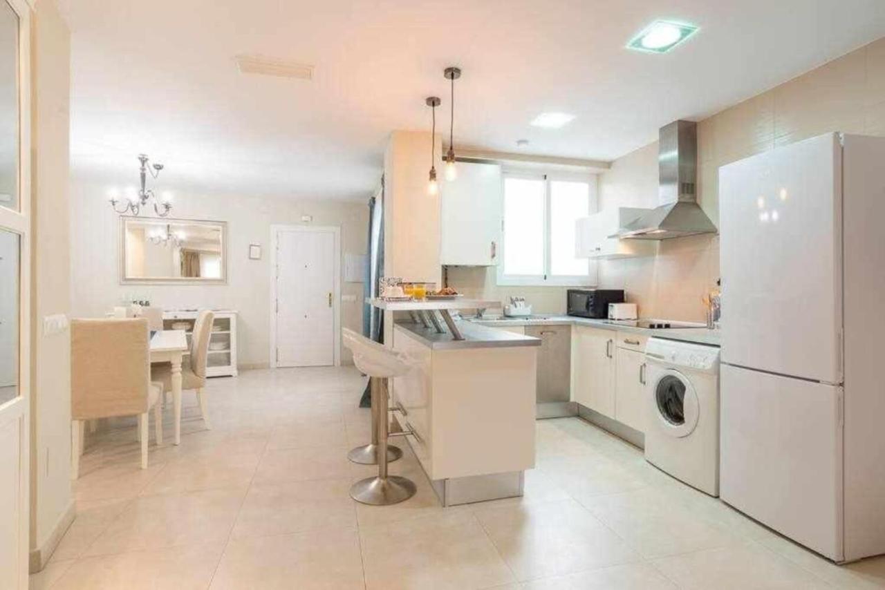 Apartamento Premium Junto A Catedral Malaga Exterior photo