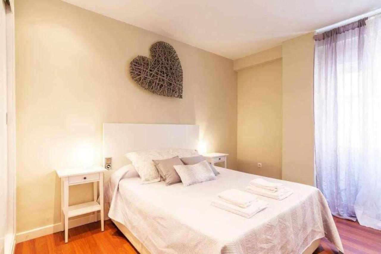 Apartamento Premium Junto A Catedral Malaga Exterior photo