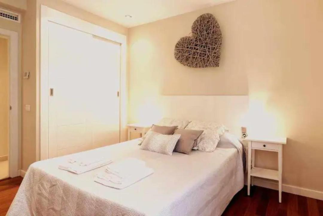 Apartamento Premium Junto A Catedral Malaga Exterior photo