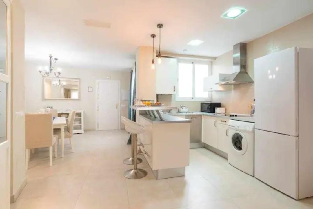 Apartamento Premium Junto A Catedral Malaga Exterior photo